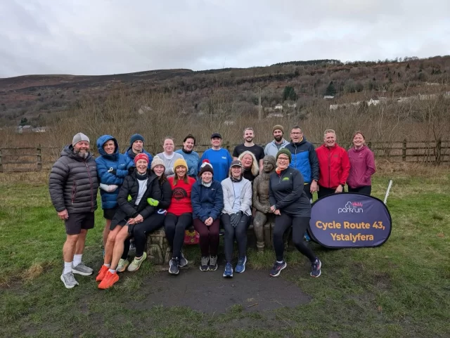 🔴⚪️⚫️ The Weekly Roundup 🔴⚪️⚫️

A brilliant way to see in the New Year with races, tough runs and plenty of parkrun action from teampth 💪🎉

🏁 Nos Galan 5K
A huge well done to all our runners who took on this fast festive favourite. Special congratulations to Sophie Charles on a massive 5K PB 👏🔥

🏁 Llandeilo New Year’s Eve 10 Miler
Strong performances to round off 2025, well done to Colin Lewis, Lee Adams, Tim Hubbard, Nigel Crawford, Cathryn Williams and Nathan Launchbury-Jones for taking on the challenge 💪

🏖 Kenfig New Year’s Day Run
Starting the year the hard way with a tough run over the unforgiving sands of Kenfig, great effort from everyone involved 👏

⭐️ New Year parkrun highlights from @parkrunuk 

🅿️ Porthcawl
Our first club takeover of the month got underway, well done to everyone who attended and a big thank you to Rhiannon Merriman-Foley for organising the weekly destinations 🙌
👏 First parkruns completed by Chris & Alanna Noble
🚨 Course PBs for Mark Snatchford and Chloe Morgan
🎉 100 parkruns for David Burke, fantastic milestone!

🅿️ New Year’s Day parkruns
So many members out across Swansea Bay and Cycle Route that we physically can’t name you all brilliant way to start the year running 🏃‍♂️🏃‍♀️

✈️ Touring Harriers
We also spotted Ben Southgate in Wotton and Mat Jones in Worcester. 

Share your runs and races from last week if we’ve missed them 👇 ⬇️ 
•
•
•
•
#ironmantriclub #triathlonclub  #teampth  #ptharriers weswimweridewerun