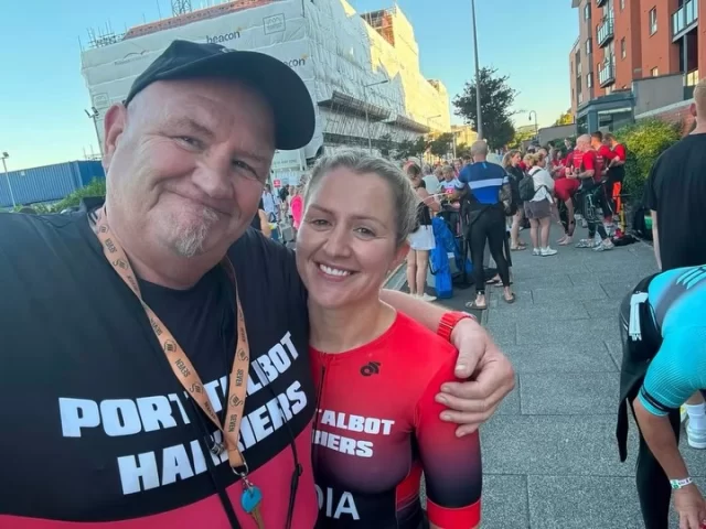 🔴⚪️⚫️ The Weekly Roundup 🔴⚪️⚫️

What a weekend for #TeamPTH! ❤️🖤🤍

🏊🚴🏃 IRONMAN 70.3 Swansea

A huge congratulations to all 13 Harriers who stood on the start line at this year’s IRONMAN 70.3 Swansea.

It was fantastic to see first-time 70.3 athletes, personal bests being achieved and months of dedication paying off. Whatever the goal, every athlete crossed the finish line with plenty to be proud of. Amazing effort from everyone! 👏

🏴󠁧󠁢󠁷󠁬󠁳󠁿🇬🇧 Representative Honours

Congratulations to Stephen Wilcox, who finished 4th in his age group at the Upton Duathlon, qualifying to represent Team GB at the 2027 European Championships! 🇬🇧

A huge well done also to Mikey Davies, who proudly represented Tîm Tri Cymru at the British Sprint Triathlon Championships at Dorney Lake. Brilliant performances from both in the scorching heat! ☀️

🏃 Mic Morris 10K
Well done to Bethan Williams on another fantastic run! 👏

🏃 Cosmeston Relay
Great running from Bethan Williams and Rosie Courts, who teamed up for the Cosmeston Relay. Brilliant effort from both!

🏃 Ammanford 10K
A huge welcome back to racing for Nichola Wilcox, who marked her return by taking 🥇 1st in her age category. Fantastic running, Nic! 👏
⭐️ Shoutout to some of our @parkrunuk highlights: 

🅿️ in Parc Coed Gwilym
🚨 course PB for Jenine Greenway. 

🅿️ in Maesteg
🥈 for Scott Elvins 
🥉 for Ben Hughes. 

✈️ in Wimbledon Common we saw Rachel Monks and James Lowery, in Cardiff we saw Rhian Powell and Jules Jones, in Shrewsbury we saw Kay Barnes, in Haverfordwest we saw Kathryn Cunningham, in Wormwood Scrubs
we saw Heidi Waters, in Harrogate we saw Rebekah Reid and in Groene Ster we saw Stuart Williams. 

Share your activities from last week if we missed them! 👇✌🏻
•
•
•
•
#teampth #ptharriers #multisportclub #triathlon